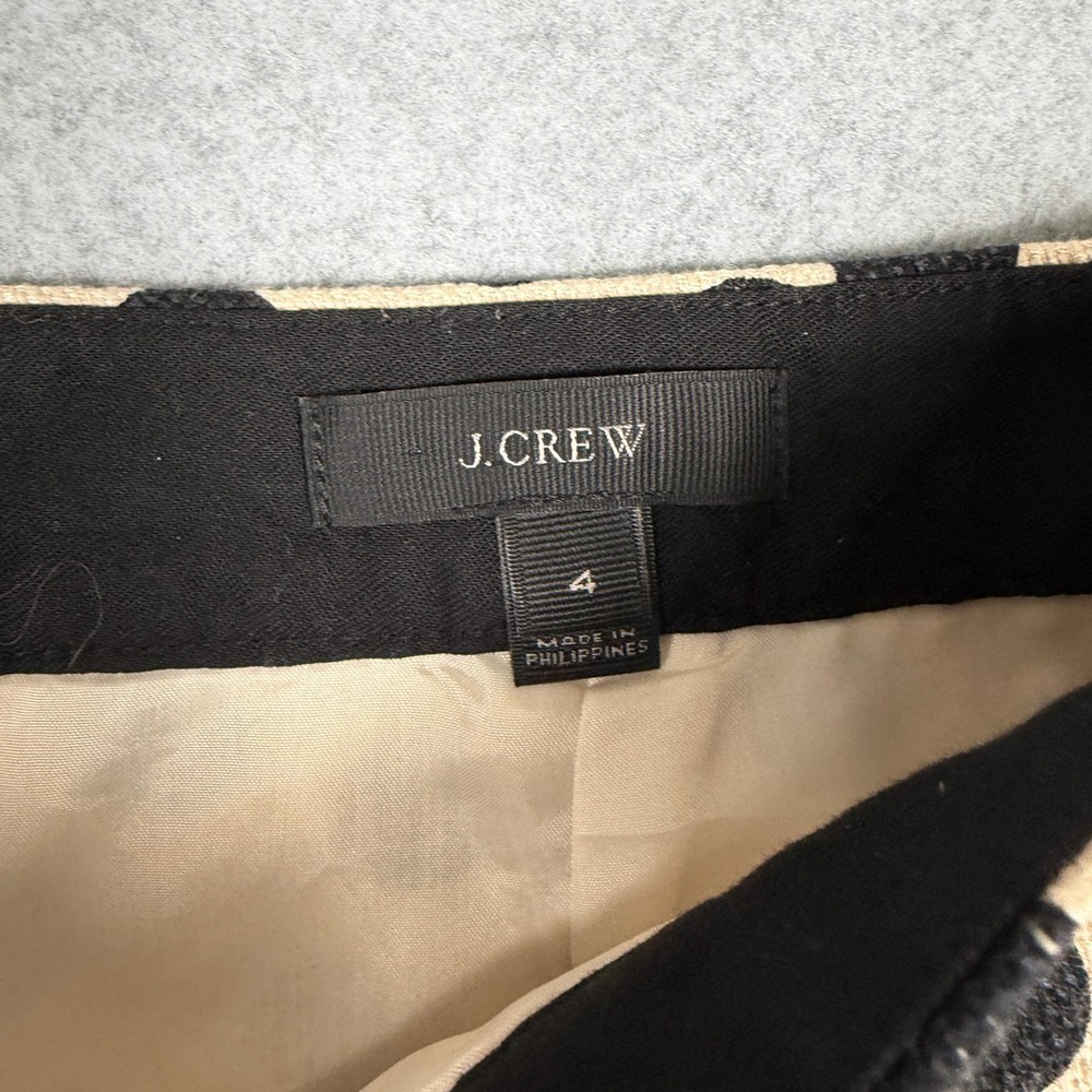 J. Crew Polka Dot Mini Skirt Size 4 Casual Work Career Academia Business Casual - Picture 3 of 10